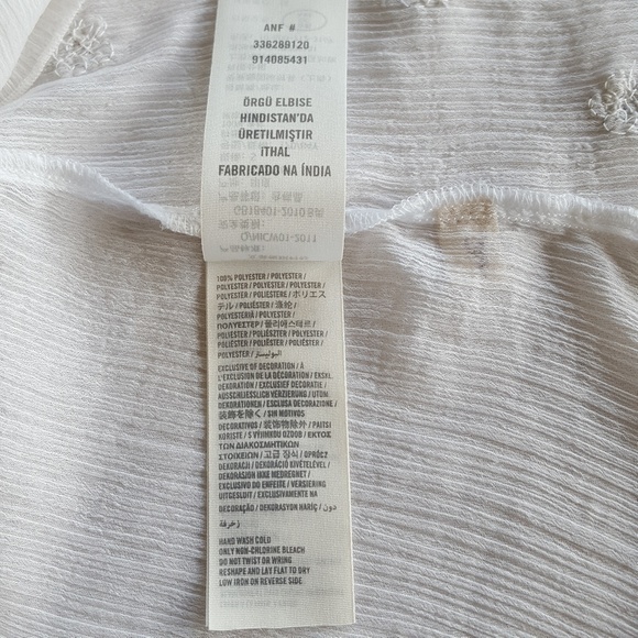 Hollister Women's Sheer Beaded Top - Picture 7 of 7